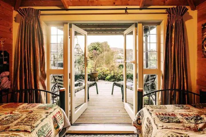 Starry Nights Cabin Fever Waikino Luaran gambar